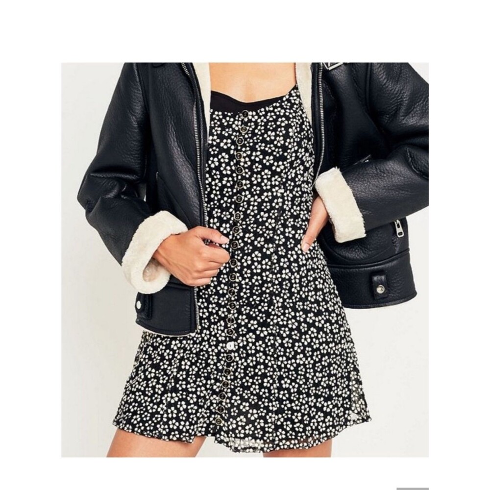 Urban Outfitters Pins & Needles Mindy Floral Button Mini Dress Medium